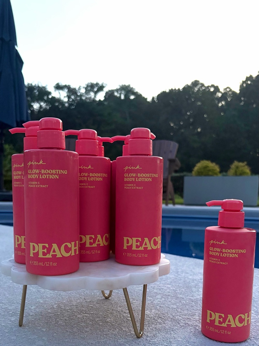 PINK Victoria’s Secret - 12oz PEACH - Glow Boosting Body Lotion - Picture 6 of 11